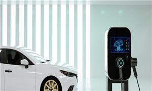 头部车企持续提升新能源汽车产业链竞争力 新能源汽车出口及新能源汽车累计销量分析