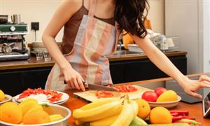 我国网民规模达到10.67亿，互联网普及率达到75.6%！中国互联网餐饮行业发展分析2023