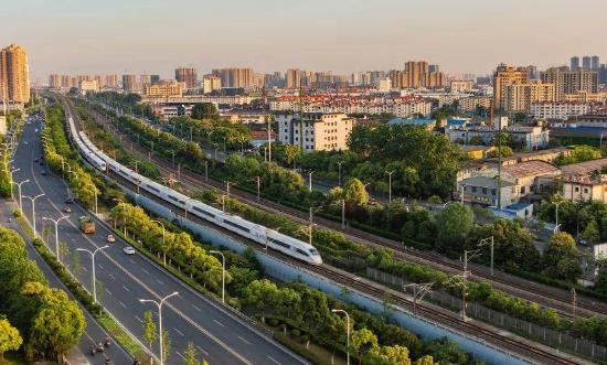 2024高速公路行业投资规划报告：前11月综合立体交通网投资3.6万亿