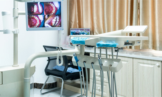 口腔医疗服务连锁化优势明显 牙科医院行业未来市场趋势分析