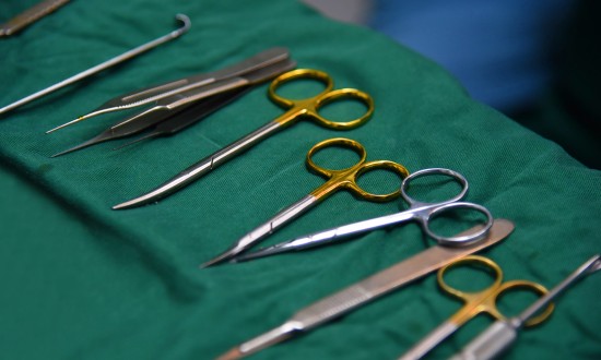 2024年中国手术器械行业产业链分析及重点企业情况