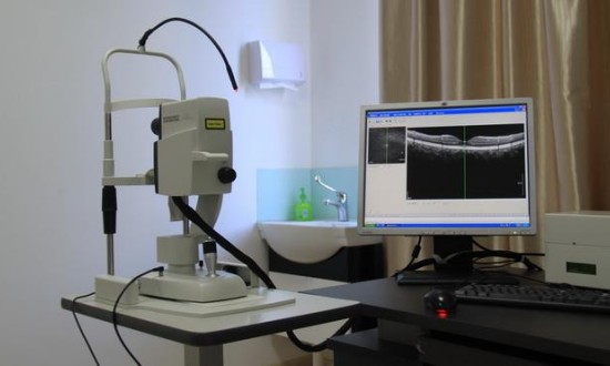 2024年眼科OCT设备产业链的上下游结构及发展趋势