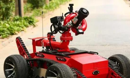 AI大模型赋能千行百业 2024特种机器人行业市场分析与技术方向