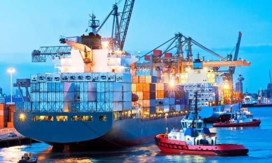 对外贸易迎发展黄金期：一季度新疆外外贸进出口总值达900多亿元