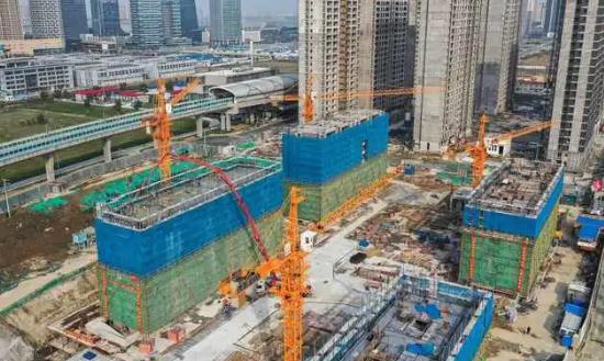 基础设施建设行业研究报告：到2025年我国新基建领域累计投资将达13.9万亿元