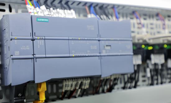 PLC控制器产量及市场空间分析2024