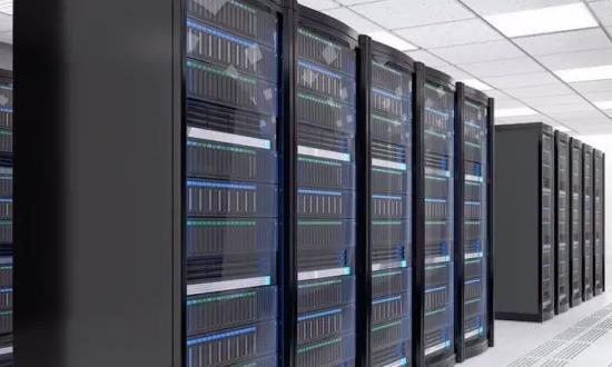 服务器行业风险投资：2024年云服务商资本支出超2000亿美元