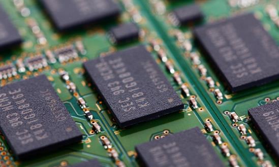 集成电路检测行业洞察：我国半导体产业规模占全球市场的比重持续提高