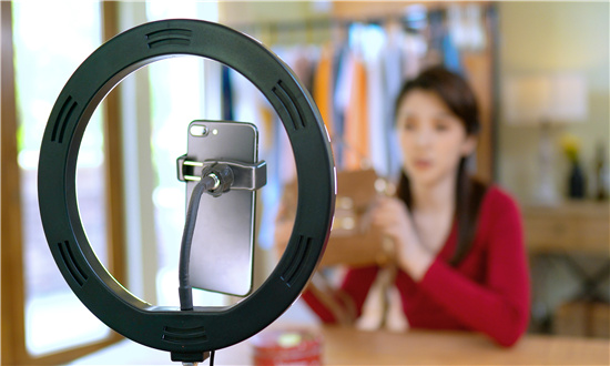 2024年中国网络直播市场驱动因素、网络直播主要细分市场及行业未来发展投资前景趋势