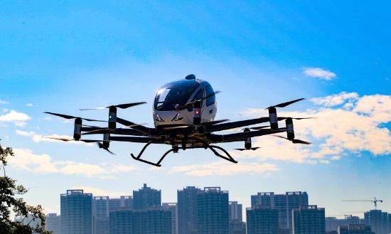 低空经济行业研究报告：预计2026年低空经济规模将突破万亿元