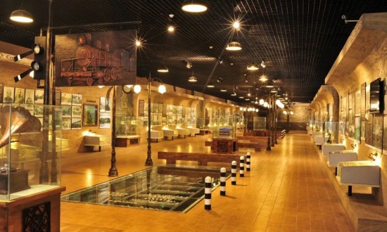 2024年中国博物馆旅游行业的产业链上下游结构及投资趋势分析