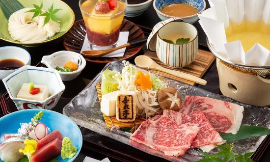 日本料理行业市场现状分析、前景、趋势2024