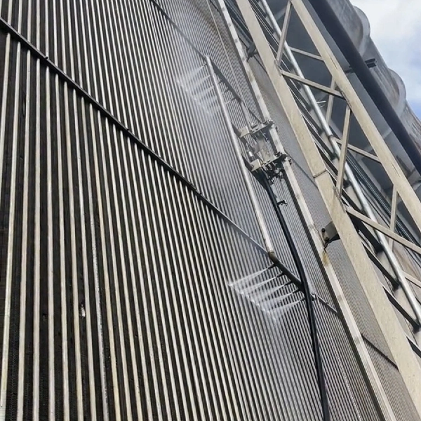 空冷岛智能清洗装置