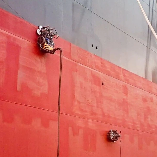 船舶超高压水除锈作业中